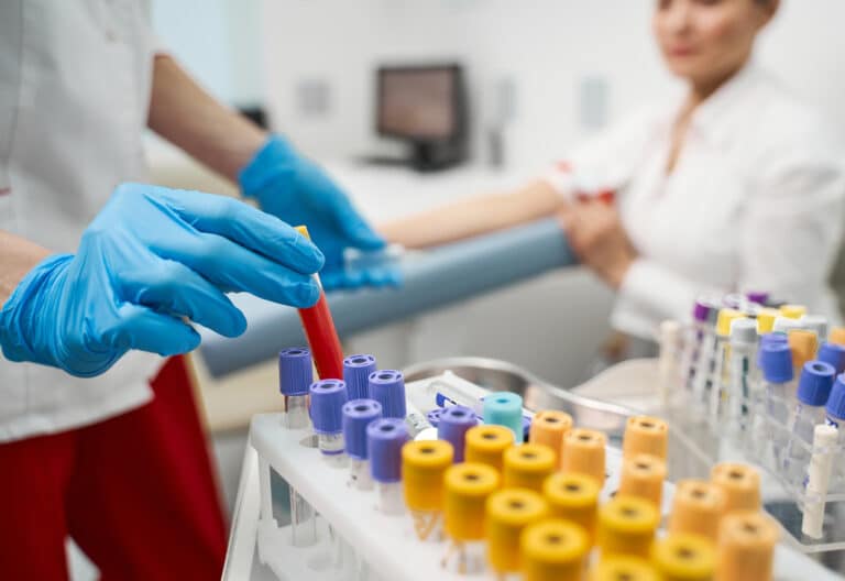 How To Become a Phlebotomist