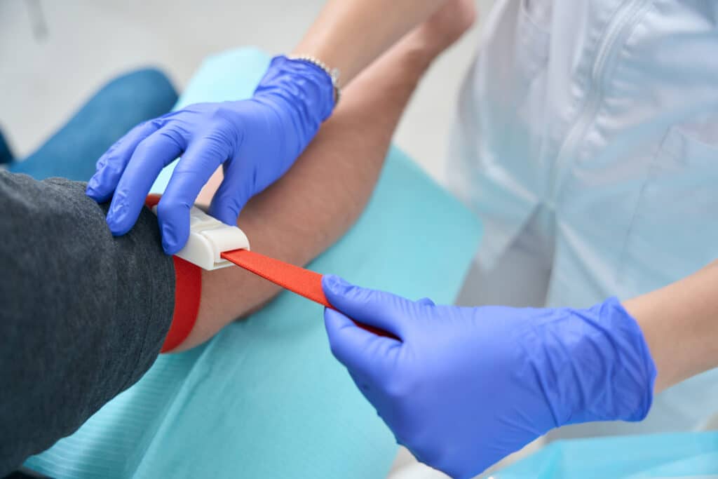 What Does a Phlebotomist Do