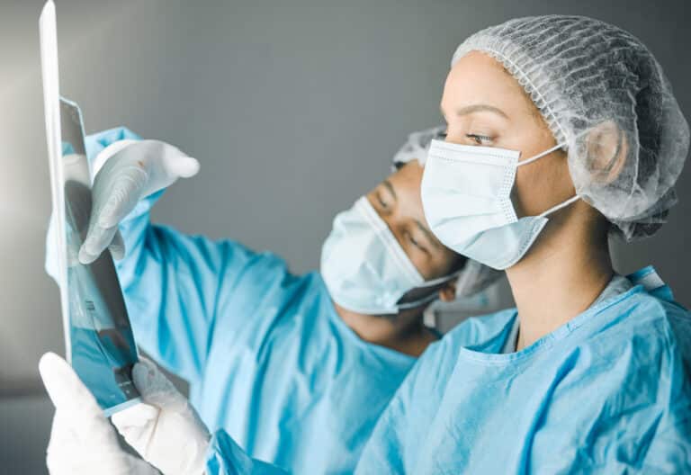 Become a Surgical Tech While Working Full-Time