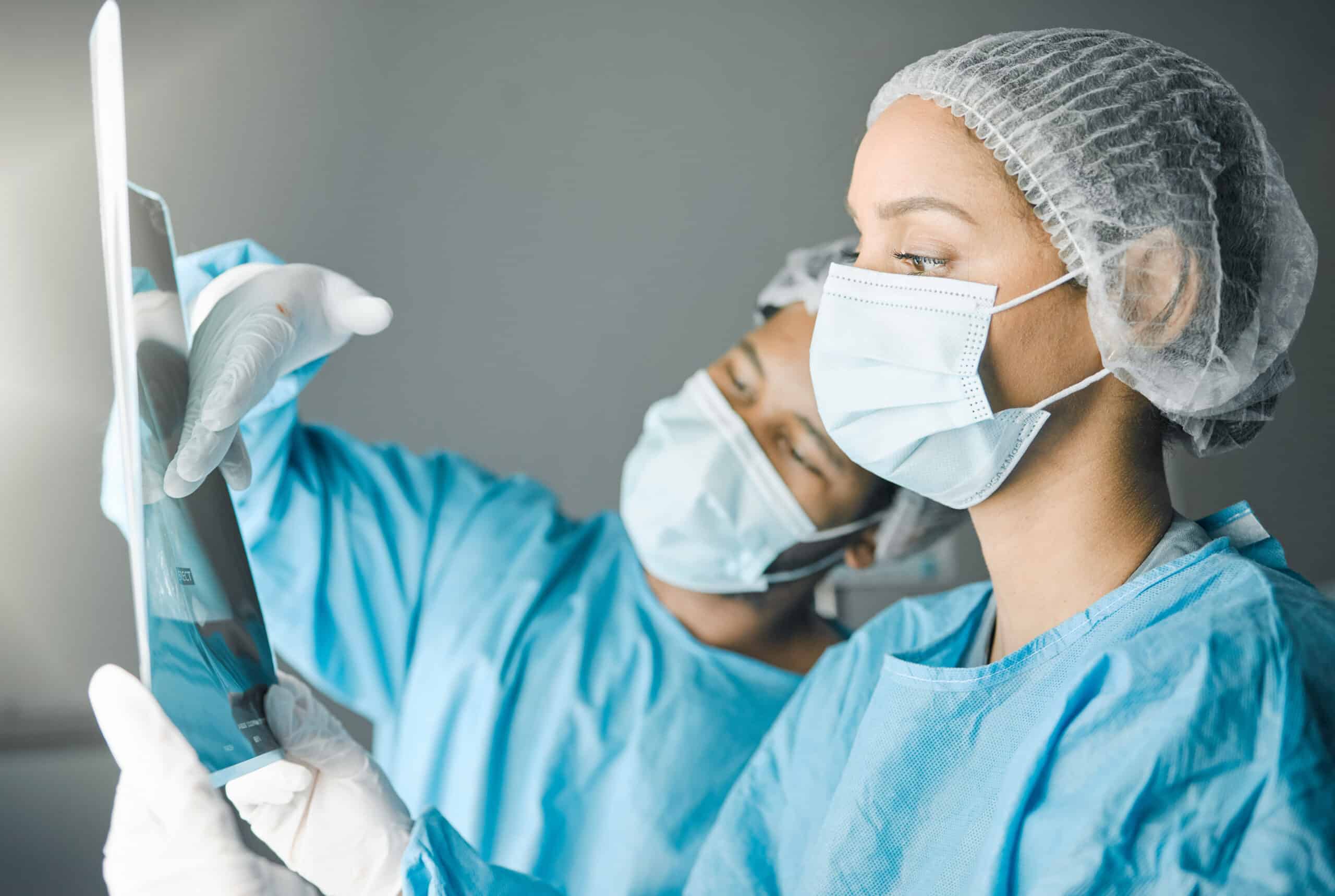 Become a Surgical Tech While Working Full-Time