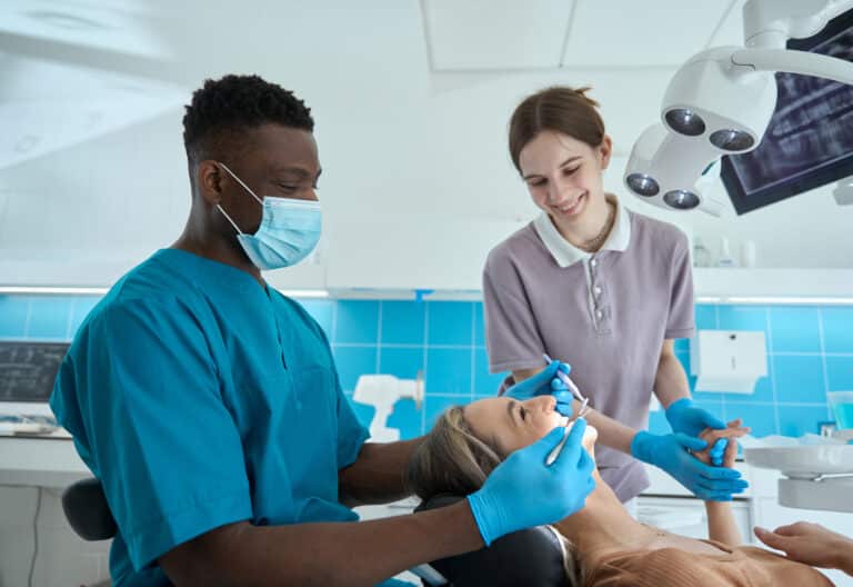 How to Get Dental Assistant Certification Online