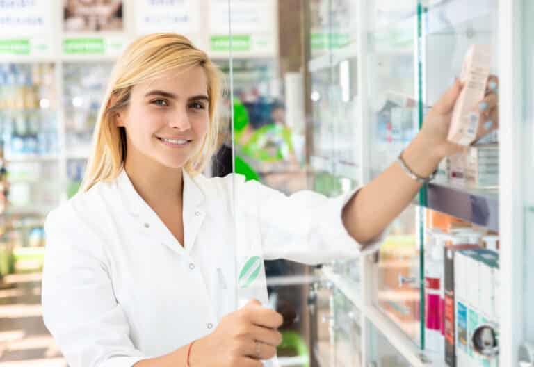 How Long Does It Take To Become A Pharmacy Tech