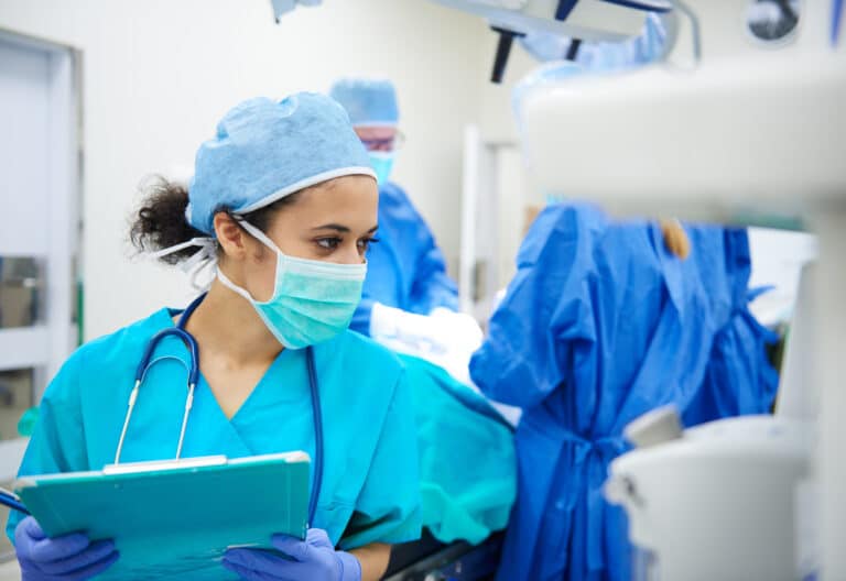 Why Surgical Techs are Critical in Healthcare – 4 Shocking Reasons