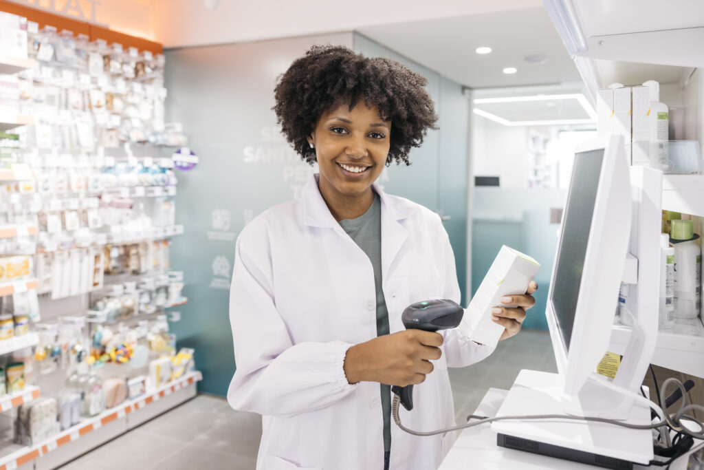 How to Become a Pharmacy Tech